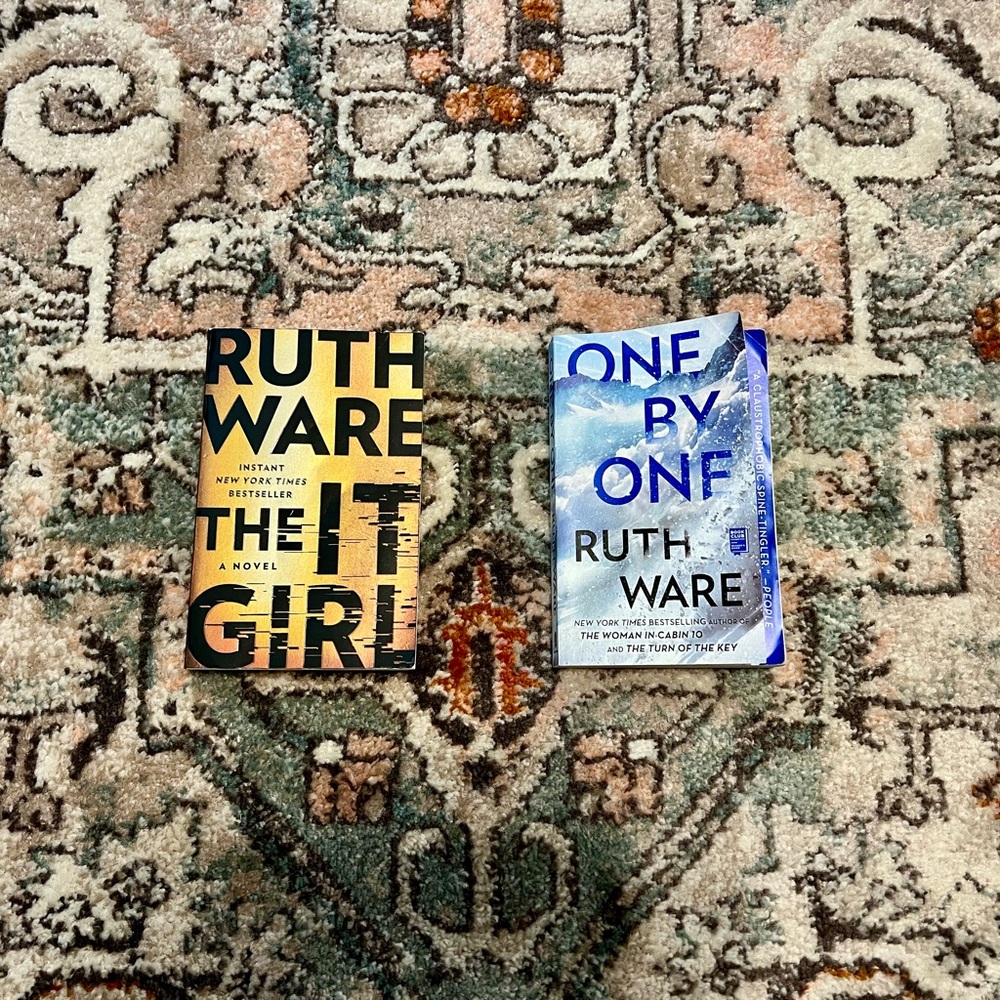 Ruth Ware 2 Book Set